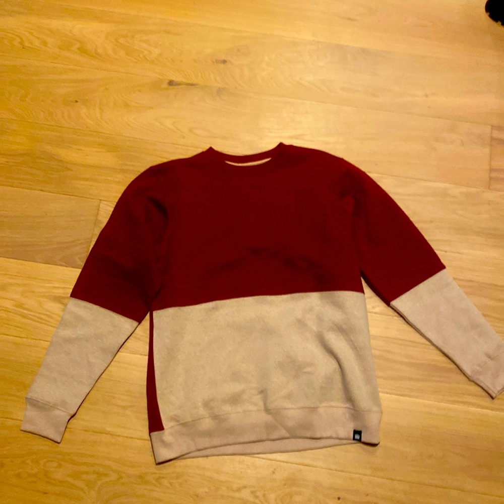 Sweater from Super Massive in M - with tags, never worn